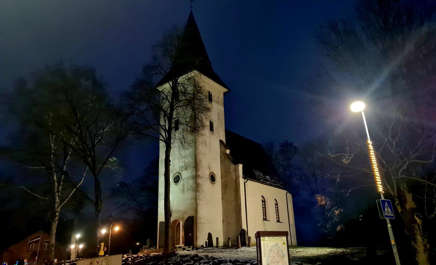 Ziemassvētku roze Priekulesmums (2)