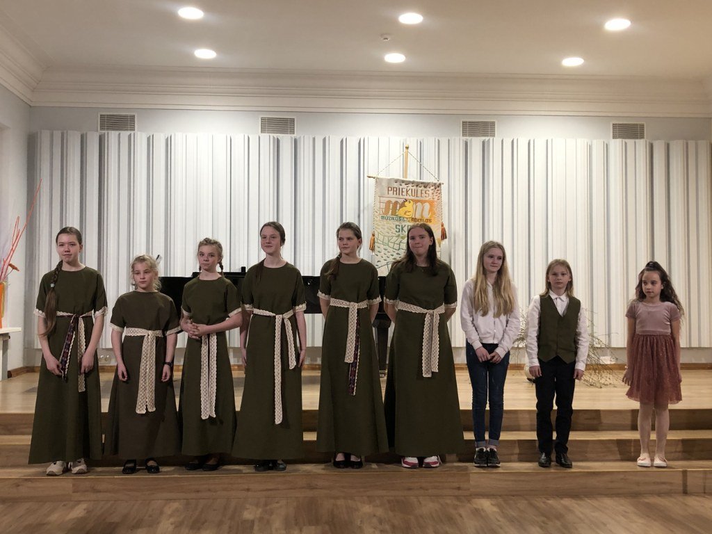 skolas jubilejas koncerts Priekules mūzikas un mākslas skolā (107)_1024x768