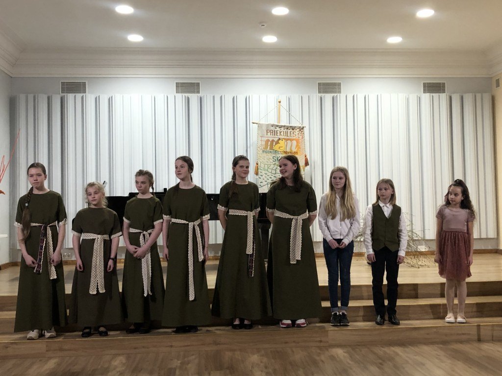 skolas jubilejas koncerts Priekules mūzikas un mākslas skolā (128)_1024x768