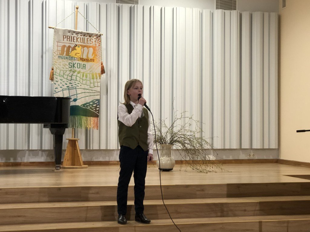 skolas jubilejas koncerts Priekules mūzikas un mākslas skolā (142)_1024x768