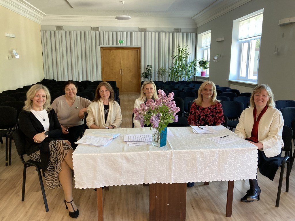 skolas beigšanas eksāmenu diena (6)_1024x768