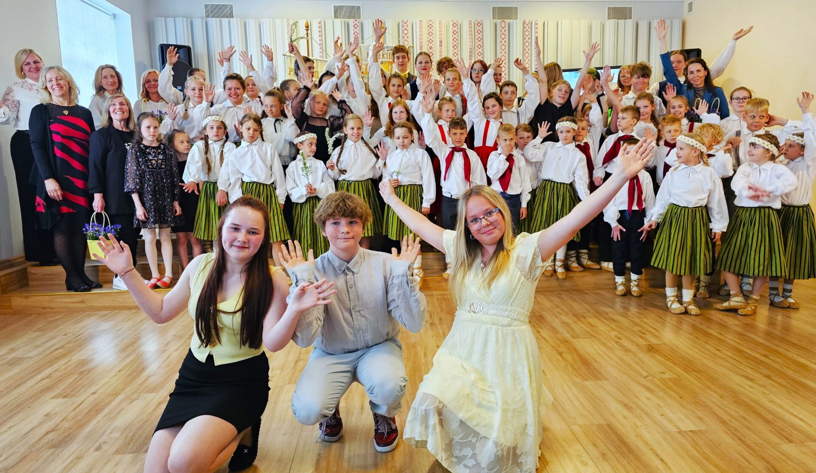 Izskanējis Ģimenes dienas kopkoncerts “saMĪĻO mani”
